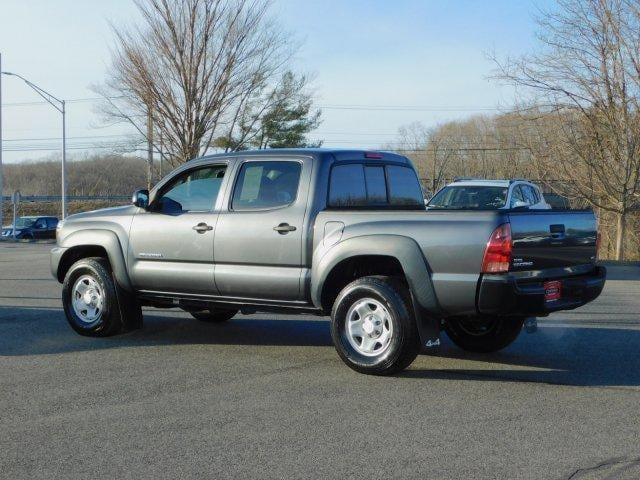 2015 toyota tacoma v6 4x4 v6 4dr double cab 5.0 ft sb 6m for sale in fenwick, connecticut