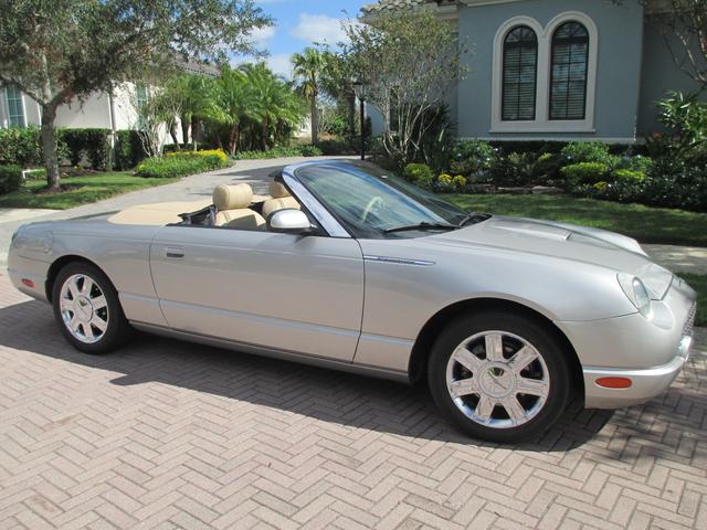 2005 ford thunderbird 50th anniversary