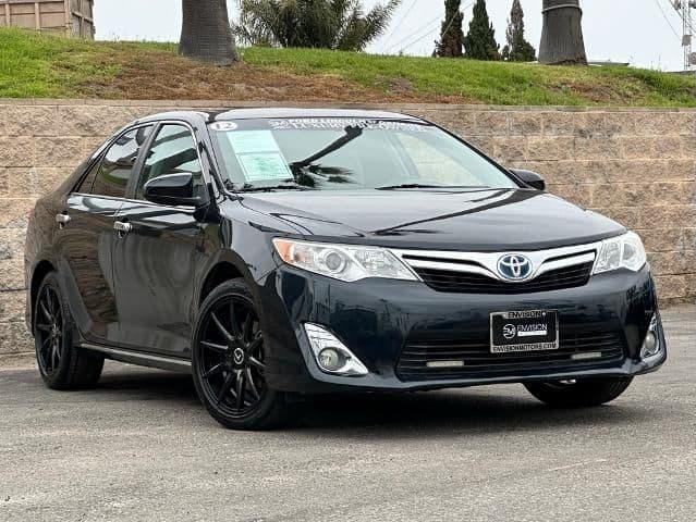 2012 toyota camry hybrid xle in oxnard, california