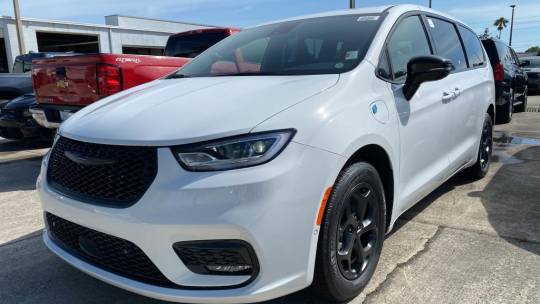 2024 Chrysler Pacifica