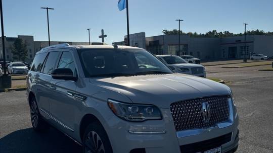 2024 Lincoln Navigator