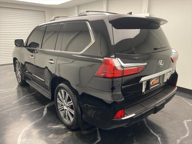 2017 lexus lx 570 base