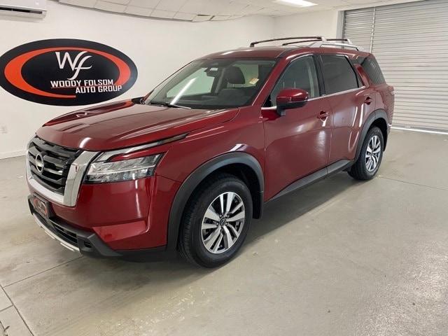 2023 nissan pathfinder sl
