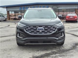 2021 Ford Edge titanium