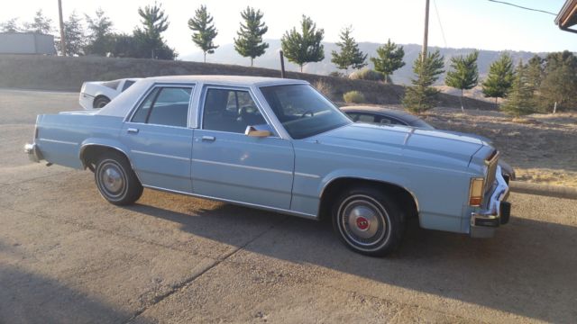 1980 ford ltd crown victoria