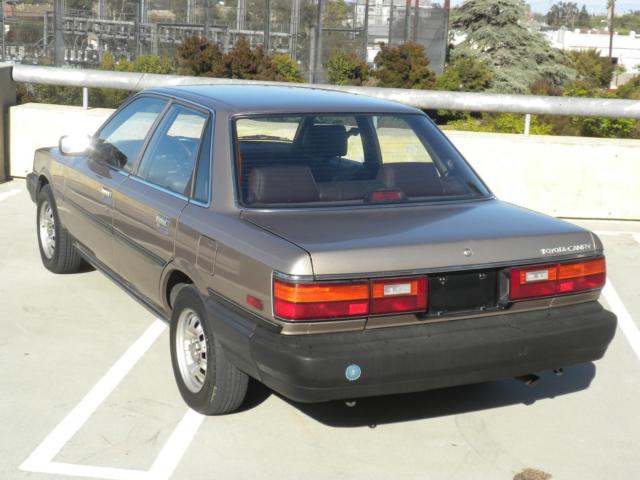 1988 toyota camry 1 owner super low miles 80k! mint condition! no reserve !