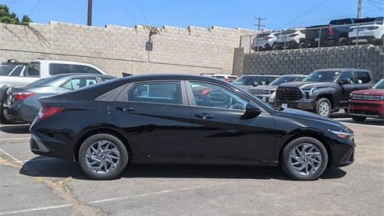 2024 Hyundai Elantra