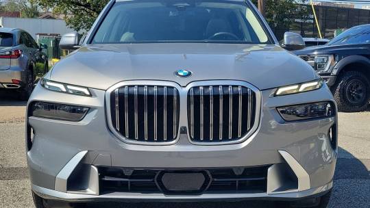 2024 BMW X7