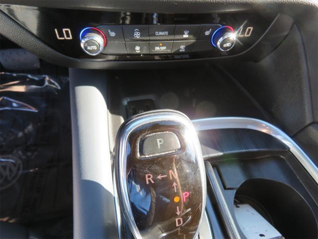 2018 buick enclave essence