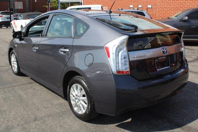 2013 toyota prius plug-in advanced