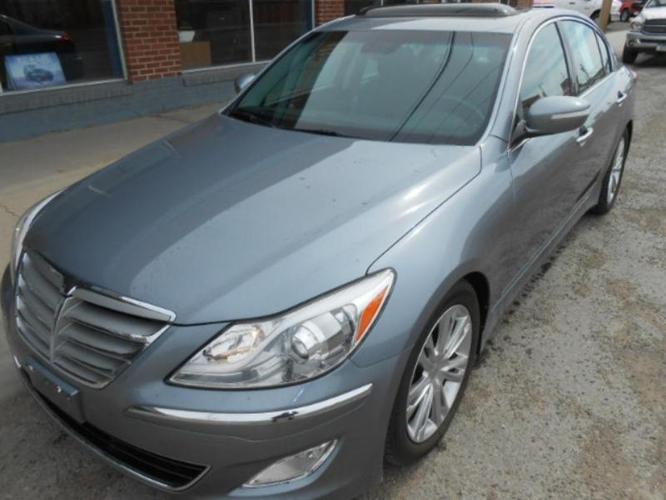 2014 hyundai genesis 3.8l 3.8l 4dr sedan for sale in cut bank, montana
