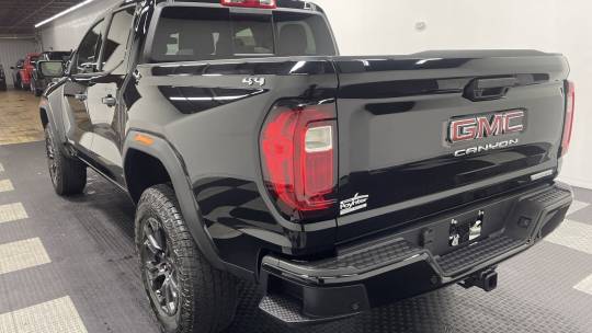 2024 GMC Canyon