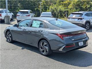 2025 Hyundai Elantra limited