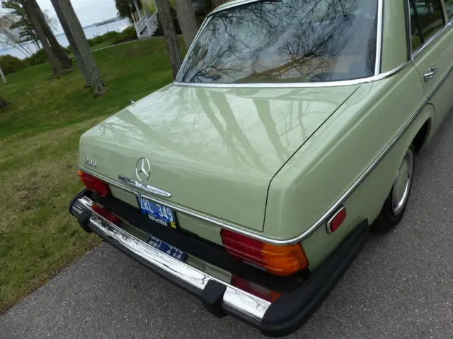 1976 mercedes benz 230 all original! low mileage untouched classic! florida car!