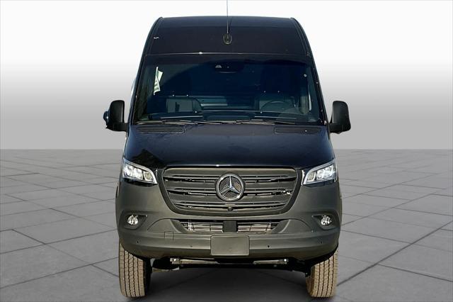 2024 mercedes-benz sprinter 2500 standard roof