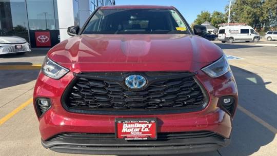 2024 toyota highlander hybrid xle