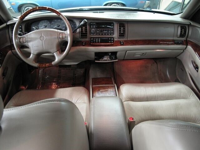 2003 buick park avenue ultra supercharged 100% carfax !