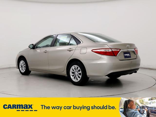 2017 toyota camry le