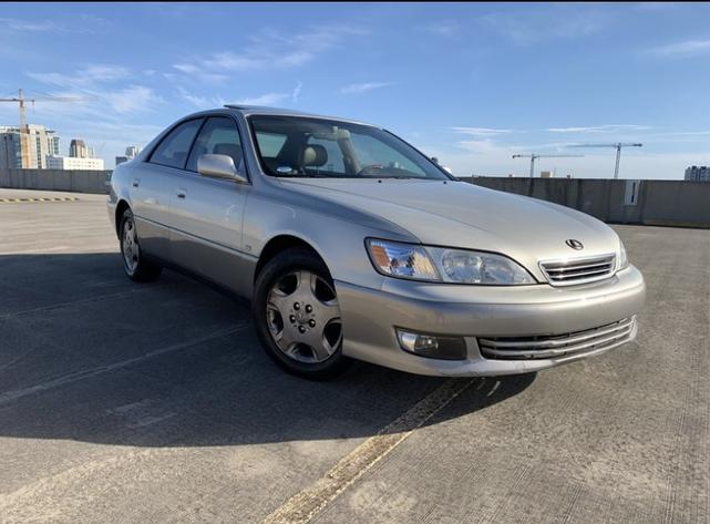 2001 lexus es 300 base