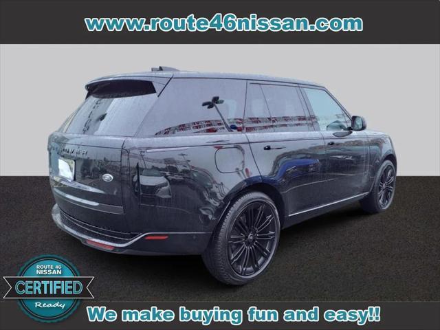 2023 land rover range rover p400 se