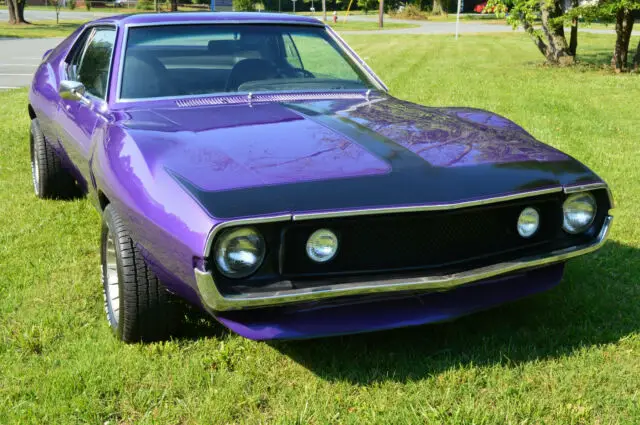 fully restored amc javelin plum crazy purple, 4 speed, numbers matching motor !!