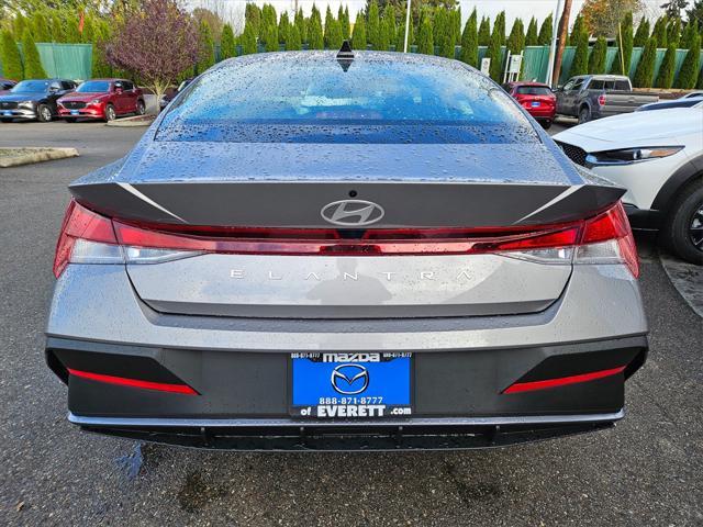 2024 hyundai elantra se