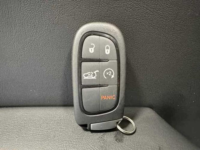 2023 jeep cherokee altitude in buffalo, minnesota