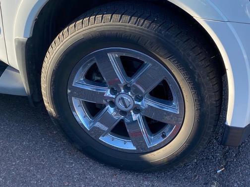 2011 nissan armada in saint louis, missouri