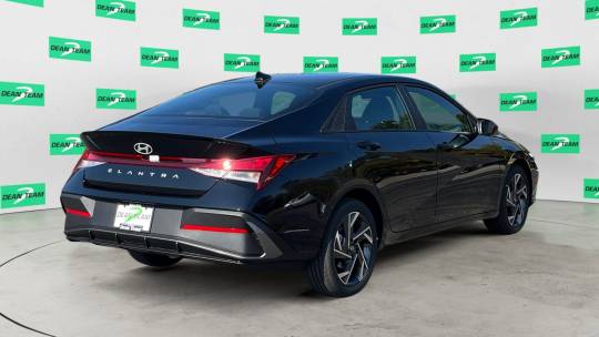2025 Hyundai Elantra