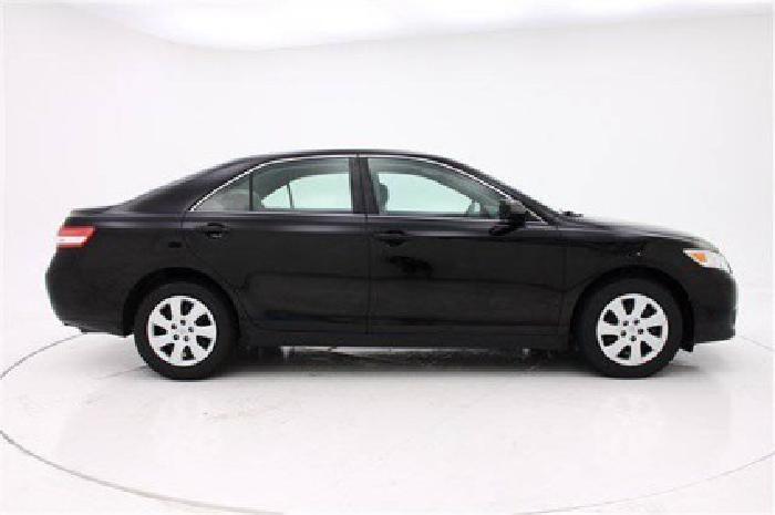 2011 toyota camry le in columbus, oh