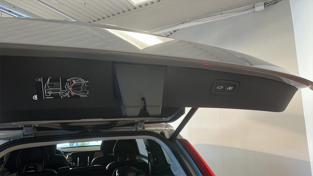2025 volvo xc90 plus
