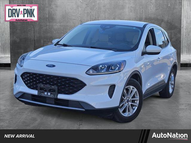 2020 ford escape se