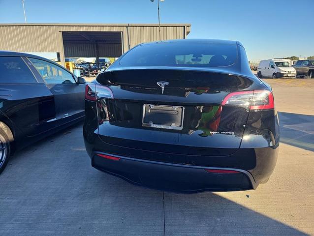 2022 tesla model y long range