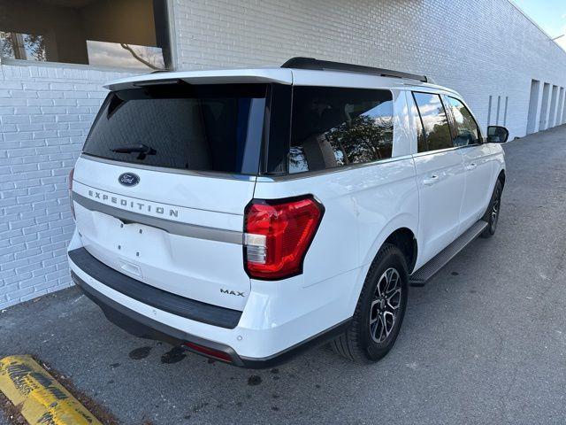 2022 ford expedition max xlt