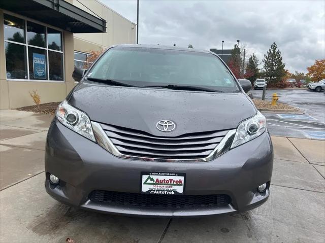 2017 toyota sienna xle