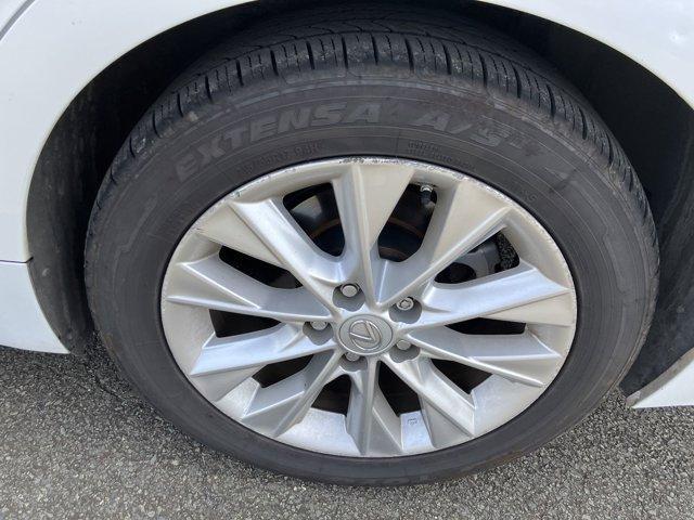 2013 lexus es 300h base