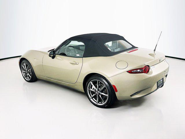 2023 mazda mx-5 miata grand touring