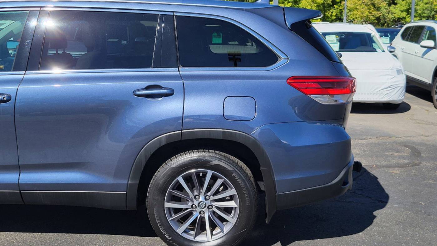2019 toyota highlander xle