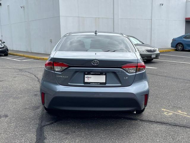 2024 toyota corolla le