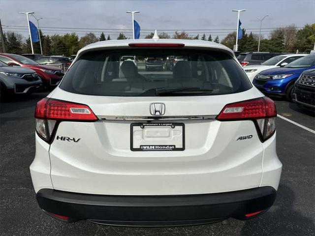 2022 honda hr-v lx