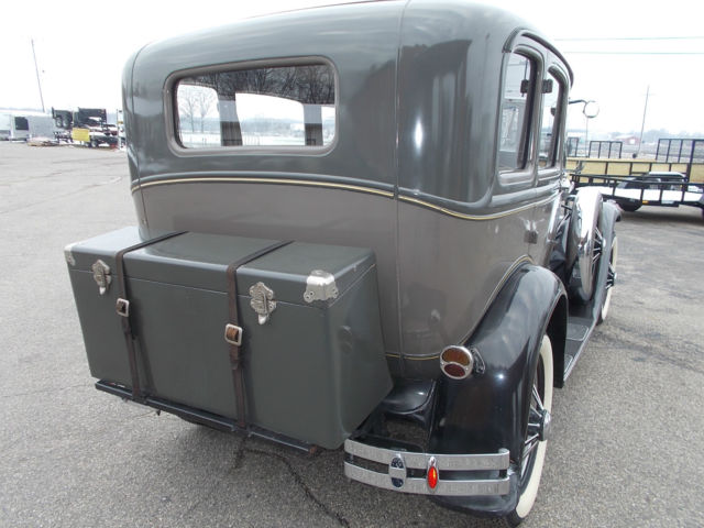 1931 ford model a slant window sedan