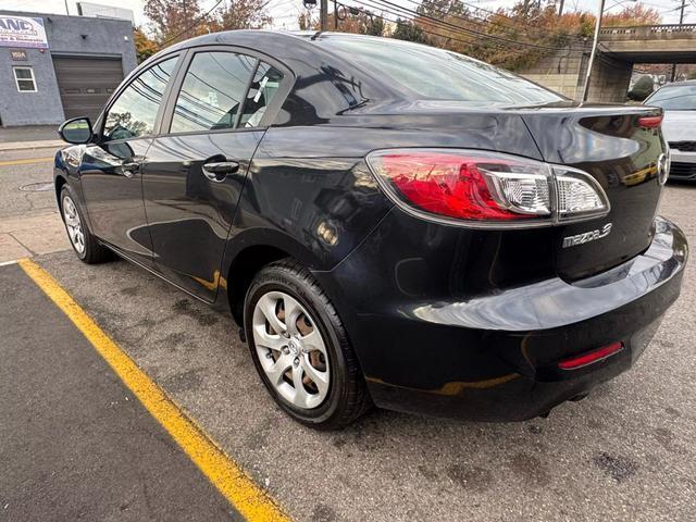 2013 mazda mazda3 i sport
