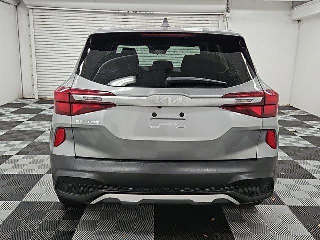 2023 kia seltos lx