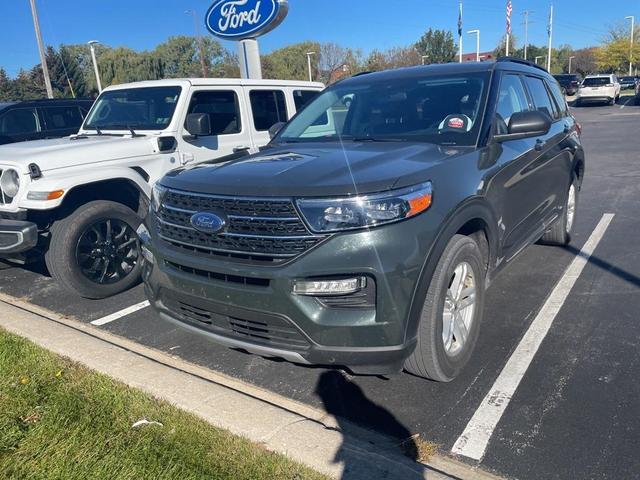 2022 ford explorer xlt