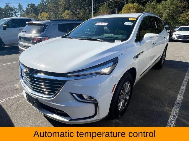 2022 buick enclave premium