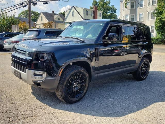 2024 land rover defender p300