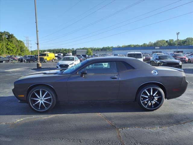 2014 dodge challenger sxt
