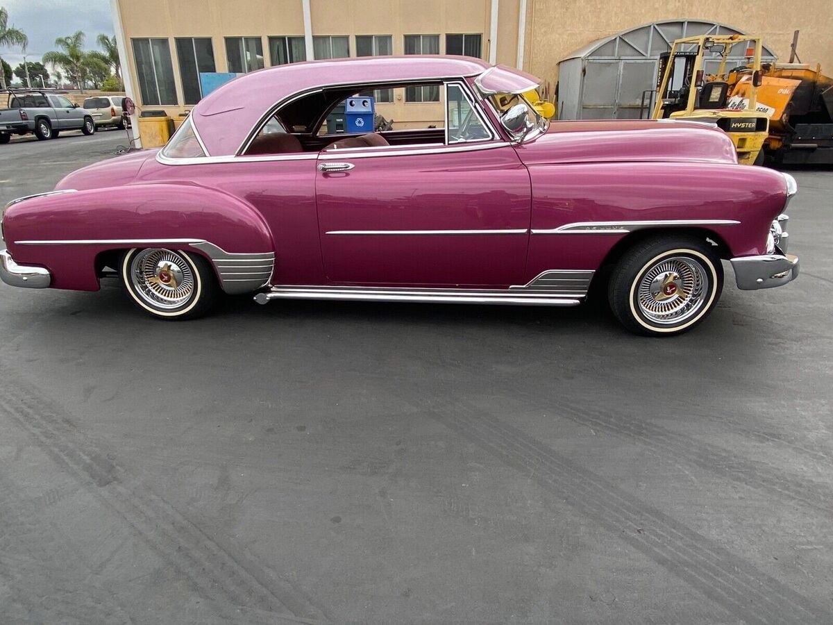1952 chevrolet deluxe purple rwd manual
