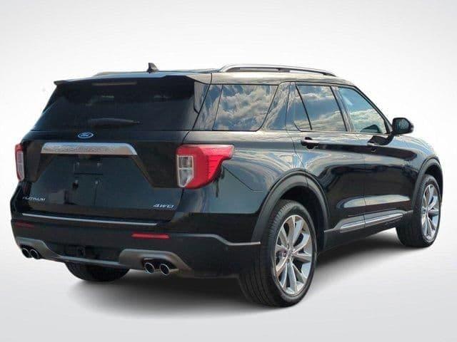 2021 ford explorer platinum in troy, michigan