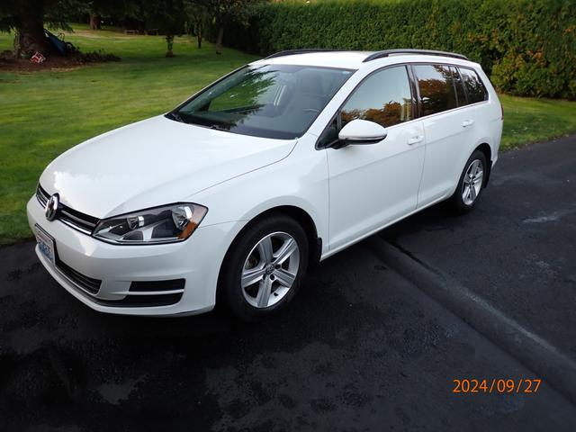 2015 volkswagen golf sportwagen tdi s 4-door